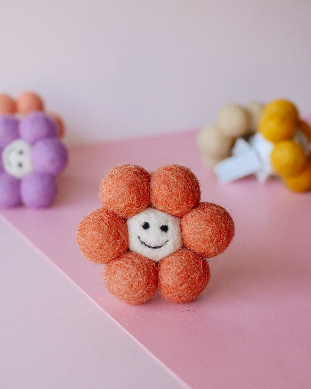 Happy Daisy Car Vent Clips