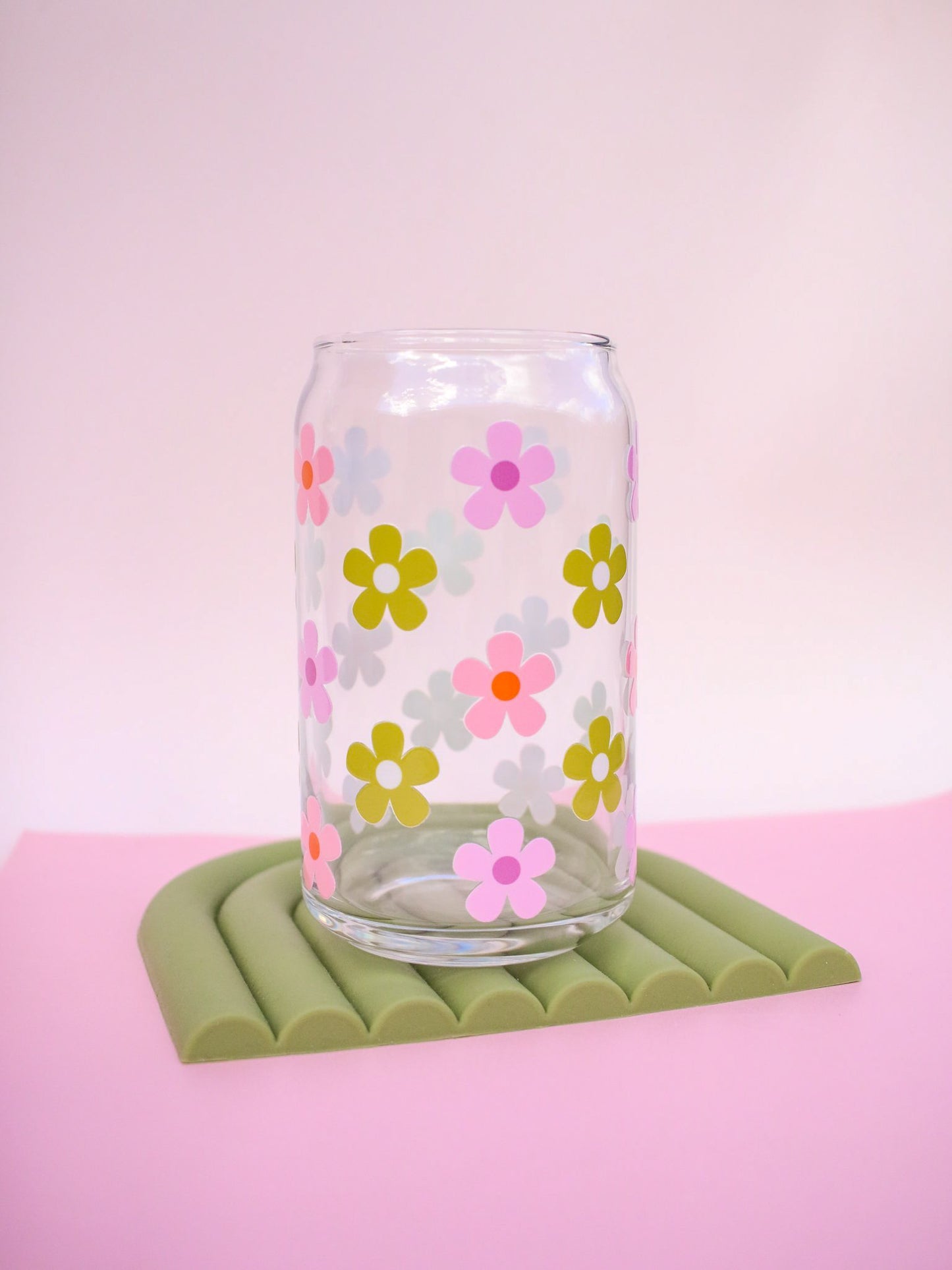 Spring Daisies Glass Cup